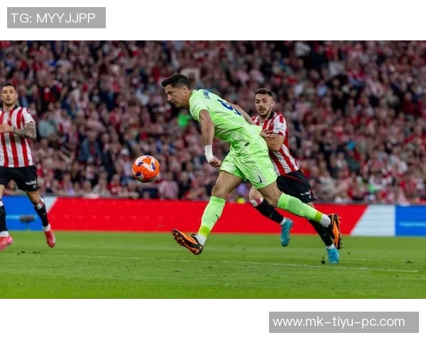 2025年西甲进球统计巴萨以153球领跑皇马紧随其后达130球