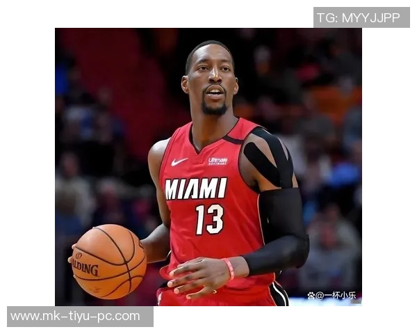 热火狂胜36分全队11人上场均有得分8人双位数表现展现强大实力 热火狂胜36分全队11人上场均有得分8人双位数表现展现强大实力